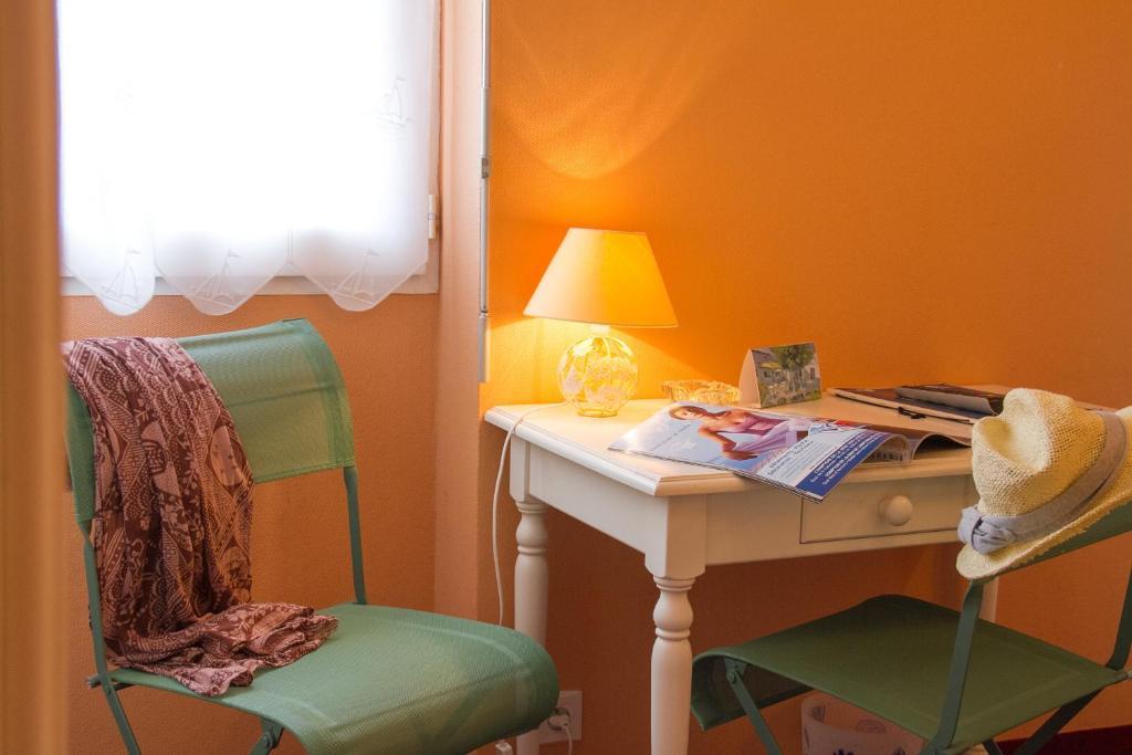 Les Hirondelles Hotel Les Sables-d'Olonne Room photo